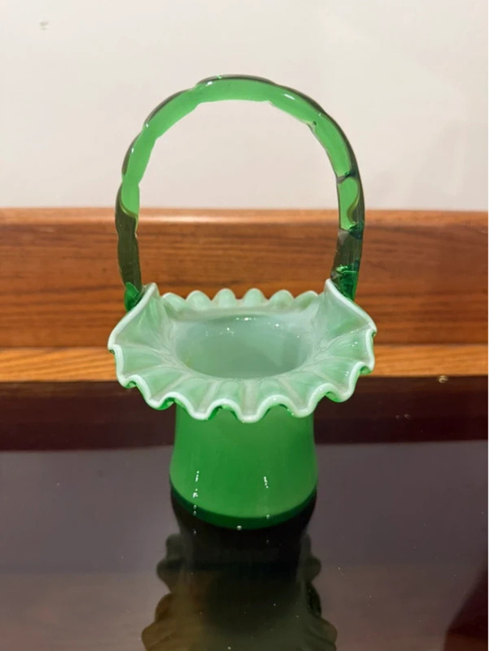 Vintage Fenton Emerald Green Basket Ruffled Crimped Edge